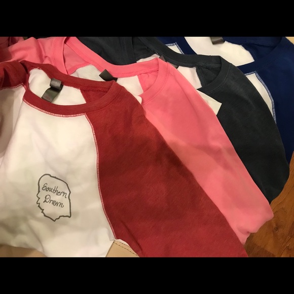 Baseball Tees these shirts run two sizes too small so please keep in mind - Picture 6 of 6